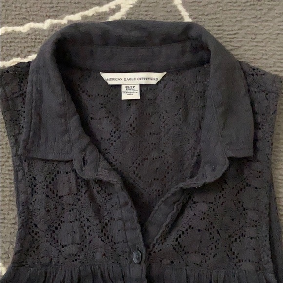 Women’s Button Down Tank 👚 - Picture 4 of 4